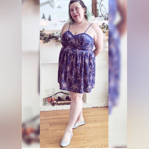 Velvet Paisley Dress - Picture 2 of 2